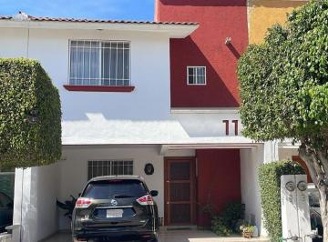 Casa · 108m² · 3 Recámaras · 2 Estacionamientos · Casa en Venta en Haciendas San Miguel