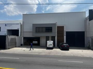 Bodega comercial · 600m² · 5 Estacionamientos · Bodega en Renta Blvd. San Juan Bosco, León, Guanajuato