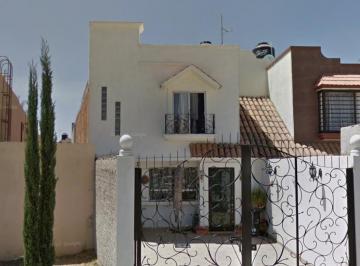 Casa de 3 habitaciones, León · Venta Casa C. del Confesionario, León de Los Aldama, Gto a S F (G M)