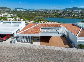 Casa de 4 habitaciones, Querétaro · Casa en Renta con Las Mejores Vistas de La Zona de Balcones de Juriquilla Qro.