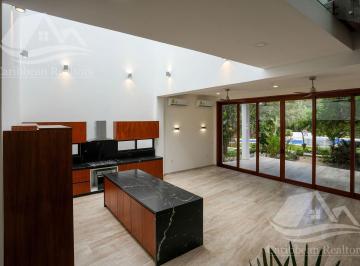 Casa · 540m² · 4 Recámaras · Casa en Venta en Selvamar Playa del Carmen