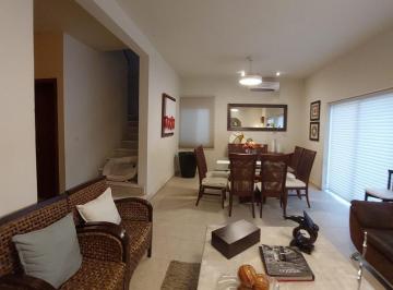 Casa · 130m² · 3 Recámaras · 2 Estacionamientos · Av Nichupte y Nachi Cocom Smz 50 Cancun