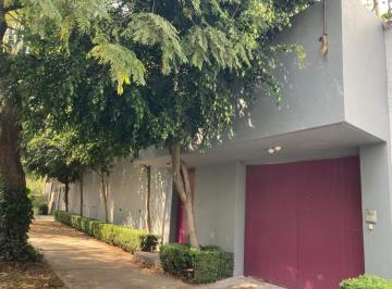 Casa de 3 habitaciones, Miguel Hidalgo · Casa en Venta en Lomas de Virreyes | 410 m² | Terraza | 3 Recámaras |