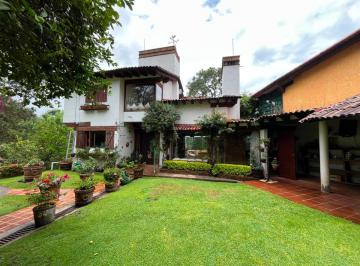 Casa en condominio de 4 habitaciones, Valle de Bravo · Casa en Venta en Club de Golf Avandaro