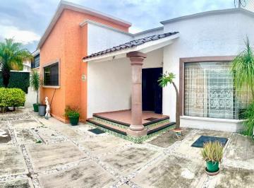 Casa de 2 habitaciones, Corregidora · Casa de Una Planta en Tejeda de Muy Amplios Espacios, Patio Trasero C/ Asador