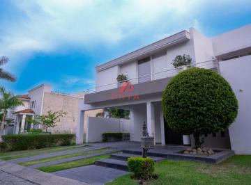 Casa en condominio de 4 habitaciones, Zapopan · Casa en Venta en Valle Real Zapopan | Residencia en Oportunidad de 430 m²