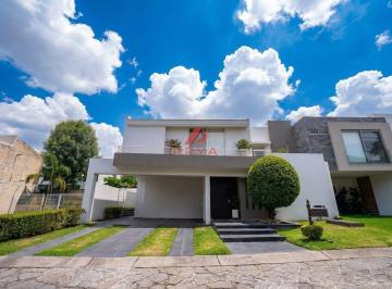 Casa en condominio de 4 habitaciones, Zapopan · Casa en Venta en Valle Real Zapopan | Residencia en Oportunidad de 430 m²