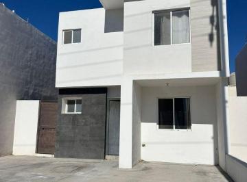 Casa de 3 habitaciones, Ramos Arizpe · Hermosa Casa en Venta Fracc. Privanzas del Campestre Vancouver (Frente a Área Verde)