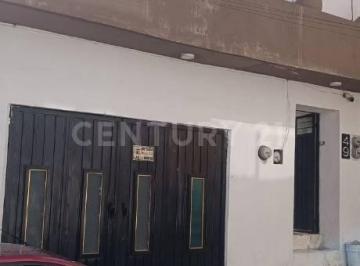 Casa · 526m² · 5 Recámaras · 1 Estacionamiento · Casa en Venta en Comitán de Dominguez, Chiapas.