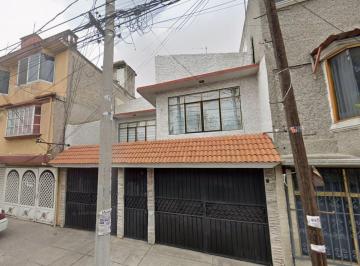 Casa de 4 habitaciones, Gustavo A. Madero · Casa en Venta, Adjudicada, San Juan de Aragón, Gustavo A. Madero. Lun*