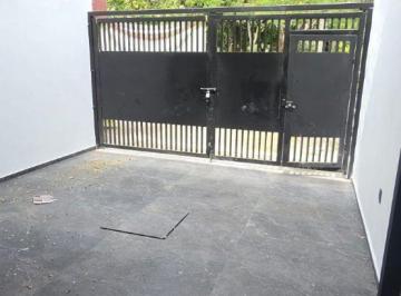 Casa de 3 habitaciones, Guadalajara · Hermosa Casa Remodelada Frente a Parque