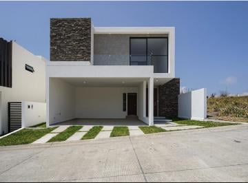 Casa · 254m² · 4 Recámaras · Casa 4 Recámaras con Alberca Privada | Punta Tiburón