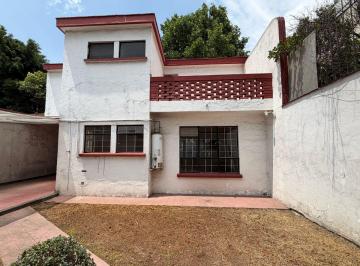 Casa de 3 habitaciones, Azcapotzalco · Casa en Venta Claveria