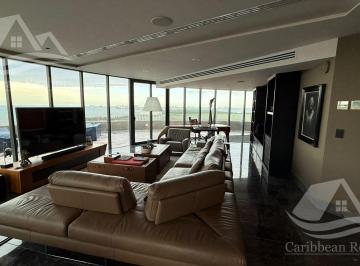 Departamento · 451m² · 3 Recámaras · 3 Estacionamientos · Departamento en Venta en Shark Tower