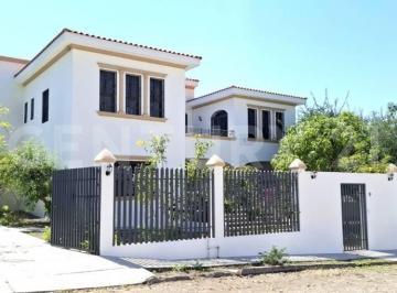 Casa · 636m² · 3 Recámaras · 2 Estacionamientos · Casa en Venta en Recidencial Campestre Buenos Aires