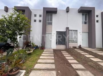 Casa en condominio · 62m² · 2 Recámaras · 1 Estacionamiento · Venta de Casa en Puerta Navarra, Condominio Sarries