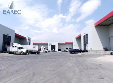 Nave industrial · 355m² · 4 Estacionamientos · Bodega/ Nave Industrial en Querétaro Guanajuato