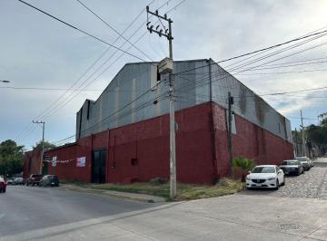 Bodega comercial , San Pedro Tlaquepaque · Bodega Prolongacion Gobernador Curiel 2,212 m Cuadrado