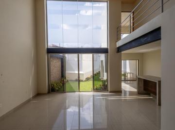 Casa · 264m² · 3 Recámaras · 2 Estacionamientos · Estrene Casa en Zona Dorada