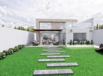 Casa · 111m² · 3 Recámaras · 2 Estacionamientos · Casa con Vista Al Lago