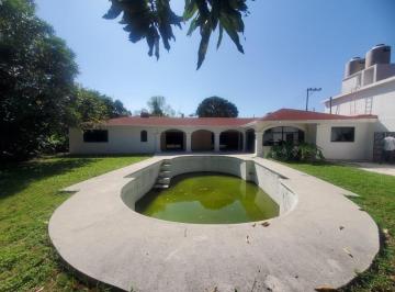 Casa · 356m² · 3 Recámaras · 2 Estacionamientos · Casa en Lomas de Cuernavaca
