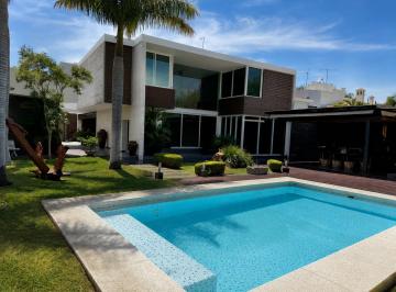 Casa de 6 habitaciones, Zapopan · Casa en Venta Fracc Puerta de Hierro Diseño Exclusivo de Lujo