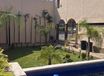 Casa de 3 habitaciones, Monterrey · Casa en Venta en Cumbres Elite Zona Monterrey