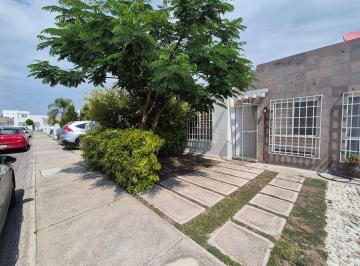 b0b90385baaba91c3cc5e94427f54b34094d6ec9c1ce2e5dbe67a819ad3e6e28 · Casa de un Piso en Venta | Paseos del Bosque | Querétaro