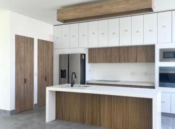 Casa · 357m² · 3 Recámaras · 3 Estacionamientos · Casa en Venta Carretera Nacional