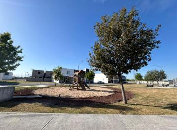 Terreno / Lote , Apodaca · Terreno en Venta Frente a Parque – Rinconada Colonial, Apodaca