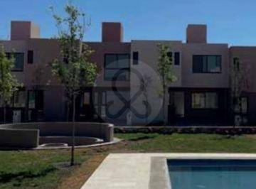 Casa · 127m² · 3 Recámaras · Casa en Venta en Lomas del Marqués