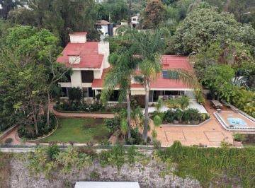 e7563145fa3233a1321d65a21481988c5a51e5605090135089bb1ece5f3460eb · Casa con Barranca y Vistas Inigualables en Villa Universitaria