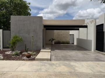 Casa de 2 habitaciones, Conkal · Casa de Una Planta en Venta en Privada Residencial de Conkal