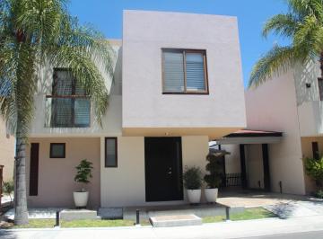 Casa en condominio de 3 habitaciones, Corregidora · Casa en Venta Puerta Real