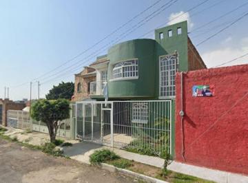 Casa en condominio de 3 habitaciones, Tonalá · Venta de Casa en Prados de Los Girasoles, Rancho de La Cruz, Coyula, 45410 Coyula, Jalisco.
