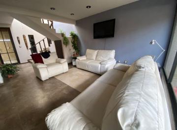 Casa · 130m² · 3 Recámaras · 1 Estacionamiento · Casa en Venta, Miguel Totocuitlapilco, Metepec