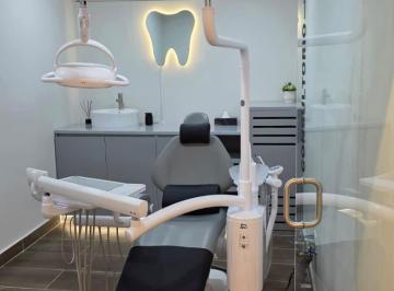 4 cubiculos dentales - $300 x Hora · Renta de Consultorio Dental X Hora