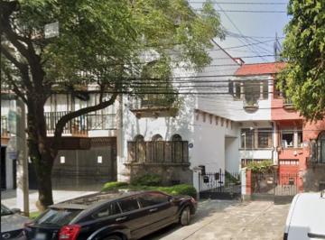 Casa de 3 habitaciones, Cuauhtémoc · Propiedad Casa de Oportunidad Inmobiliaria, Col. Roma Sur, Cuauhtemoc Aa