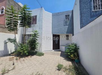 Casa de 3 habitaciones, Querétaro · Casa en Venta en Col. Constituyentes