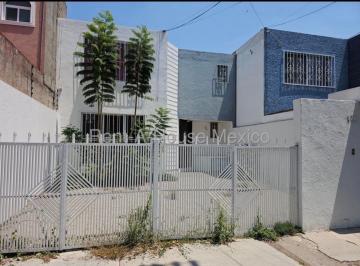 Casa de 3 habitaciones, Querétaro · Casa en Venta en Col. Constituyentes