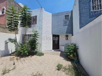 Casa de 3 habitaciones, Querétaro · Casa en Venta en Col. Constituyentes
