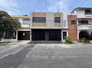 Casa · 326m² · 3 Recámaras · 2 Estacionamientos · Casa en Venta en Reforma Veracruz