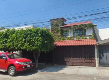 Casa de 6 habitaciones, Guadalajara · Casa en Bosques de La Victoria