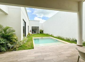 Casa de 3 habitaciones, Conkal · Venta de Casa Una Planta en Privada Al Norte de 3 Recámaras