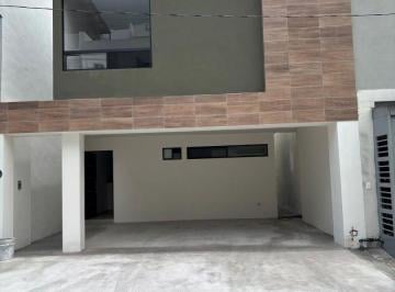 Casa de 3 habitaciones, Guadalupe · Venta de Casas en Guadalupe