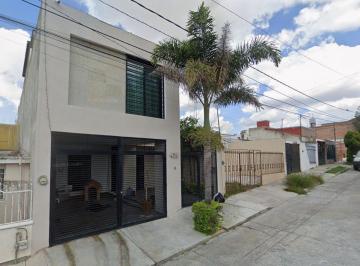 Casa de 3 habitaciones, Aguascalientes · Casa en Venta, Adjudicada, Fracc. Colinas del Rio, Aguascalientes, Ags. Lun*