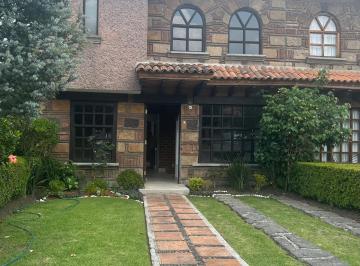 Casa · 173m² · 3 Recámaras · 2 Estacionamientos · San Jeronimo Chicahualco - Metepec
