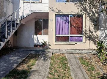 Dúplex de 2 habitaciones, Tlajomulco de Zúñiga · Venta de Casa Duplex en Valle de Los Encinos