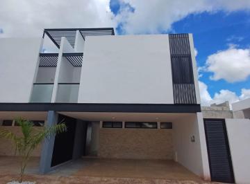 Casa de 3 habitaciones, Conkal · Casa Tipo Townhouse en Venta en Privada Residencial de Conkal