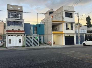 f01da2a9f2e1e037e955df4ffc1bde39691e95e1b428cfa0344e2ef9e43aa6fe · Casa en Venta Los Héroes Tecámac